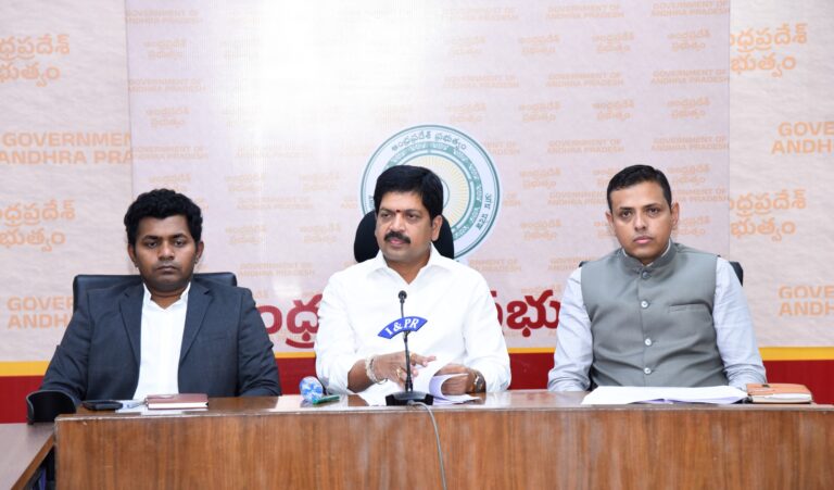 నకిలీ మద్యం సరఫరాను నియంత్రించేందుకు కట్టుదిట్టమైన చర్యలు తీసుకుంటున్నాం: మంత్రి కొల్లు రవీంద్ర